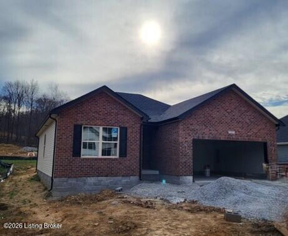 131 Diane Ct, Lebanon Junction, KY 40150