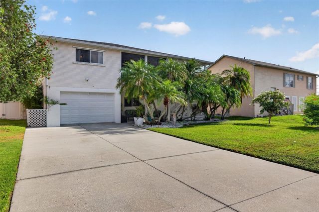 7611 MAKO DRIVE, Hudson, FL 34667