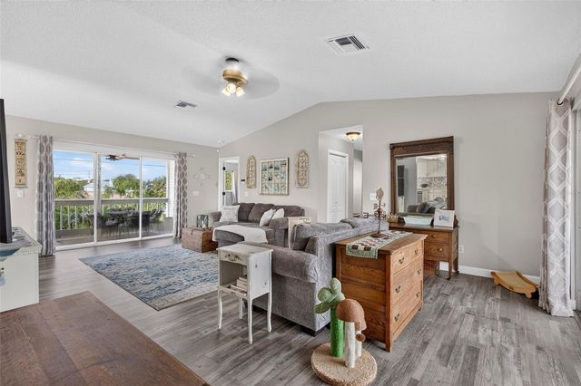 7611 MAKO DRIVE, Hudson, FL 34667