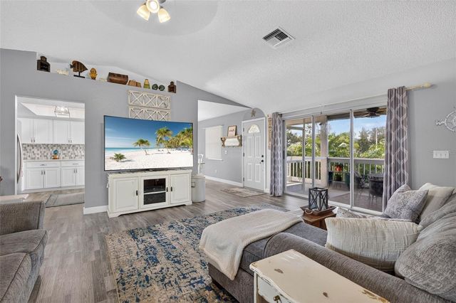 7611 MAKO DRIVE, Hudson, FL 34667