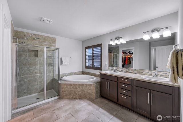 17512 Juniper Street, Granite Falls, WA 98252