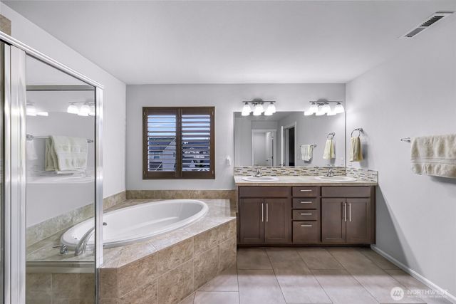 17512 Juniper Street, Granite Falls, WA 98252