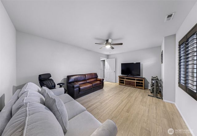 17512 Juniper Street, Granite Falls, WA 98252