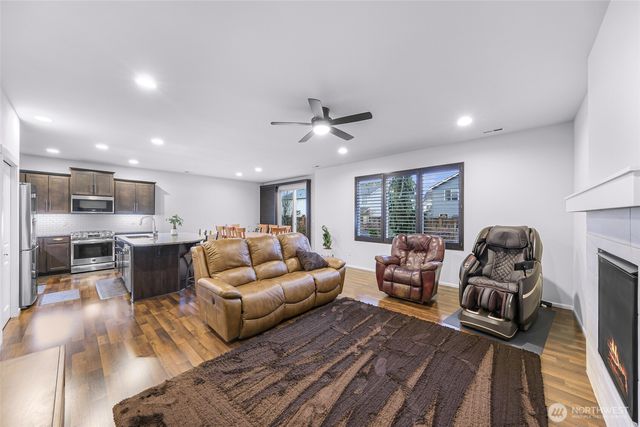 17512 Juniper Street, Granite Falls, WA 98252