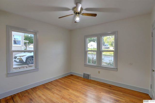 2601 S 60 Street, Omaha, NE 68106