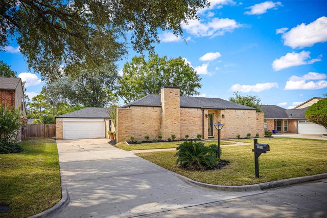 3131 Quail Valley East Drive, Missouri City, TX 77489