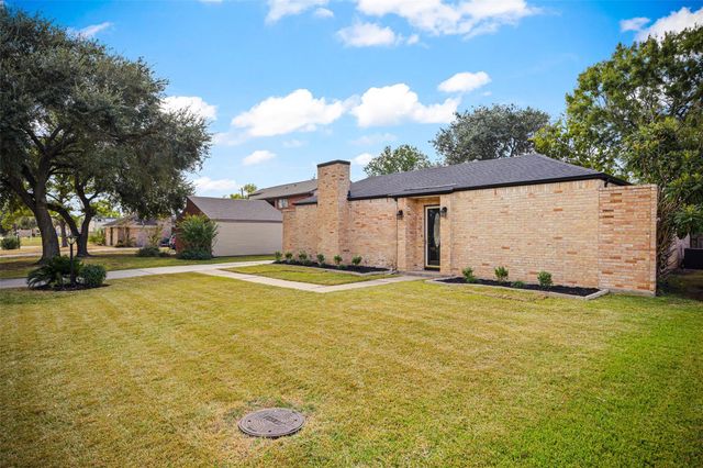 3131 Quail Valley East Drive, Missouri City, TX 77489