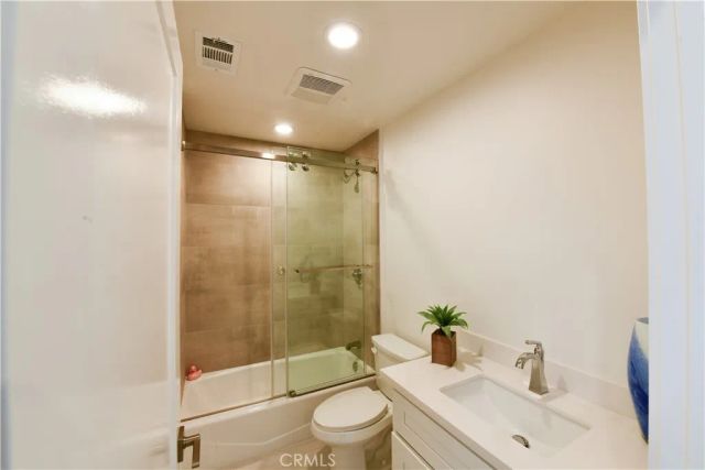 15820 S Vermont Avenue 1, Gardena, CA 90247