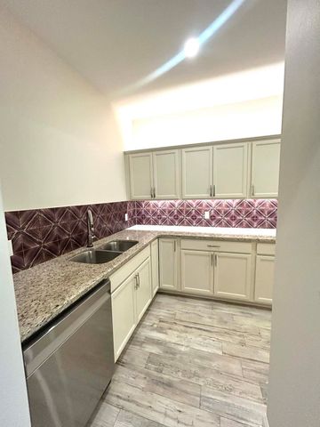 7417 Weathertop Drive, Shreveport, LA 71107