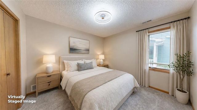 2908 Meadow Drive, Lawrence, KS 66047
