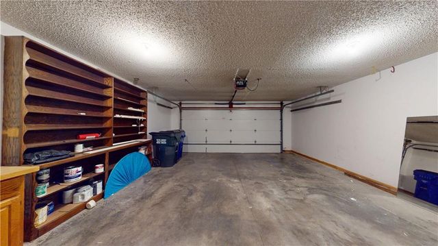 2908 Meadow Drive, Lawrence, KS 66047