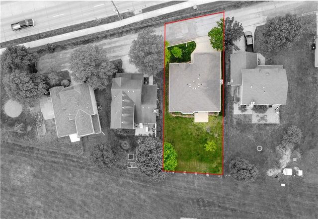 2908 Meadow Drive, Lawrence, KS 66047