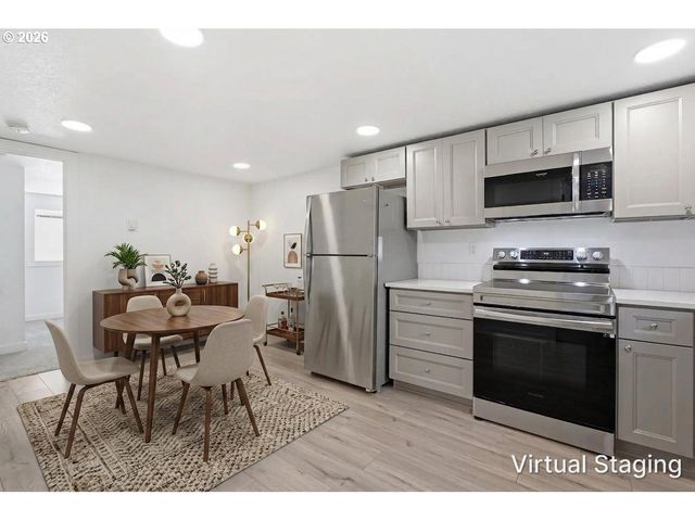 4320 Se 49TH Ave, Portland, OR 97206