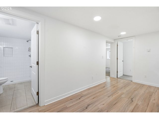 4320 Se 49TH Ave, Portland, OR 97206
