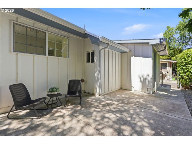 4320 Se 49TH Ave, Portland, OR 97206