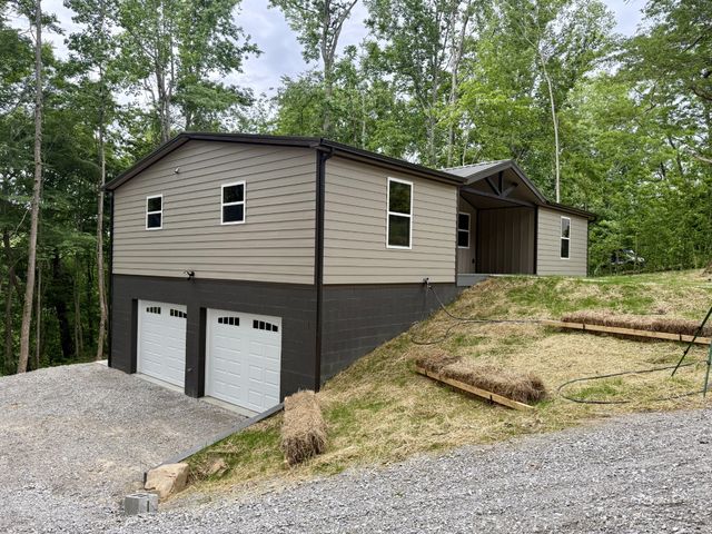 484 Spencer Dr, Spencer, TN 38585