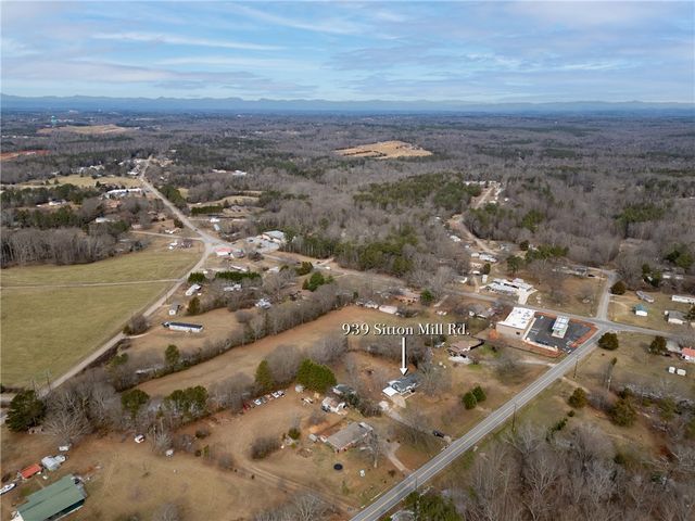 939 Sitton Mill Road, Seneca, SC 29678