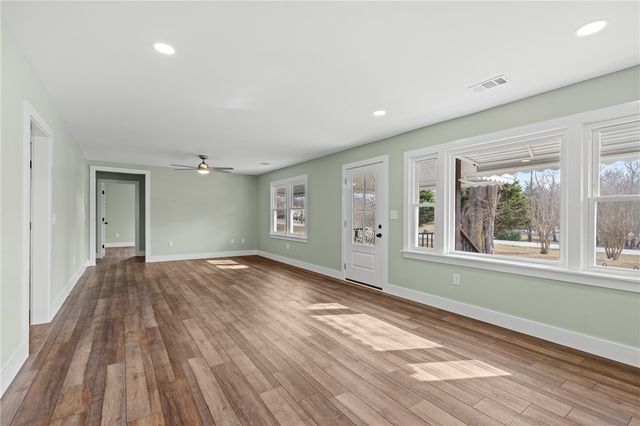 939 Sitton Mill Road, Seneca, SC 29678