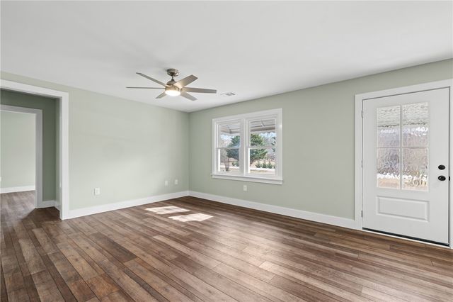 939 Sitton Mill Road, Seneca, SC 29678