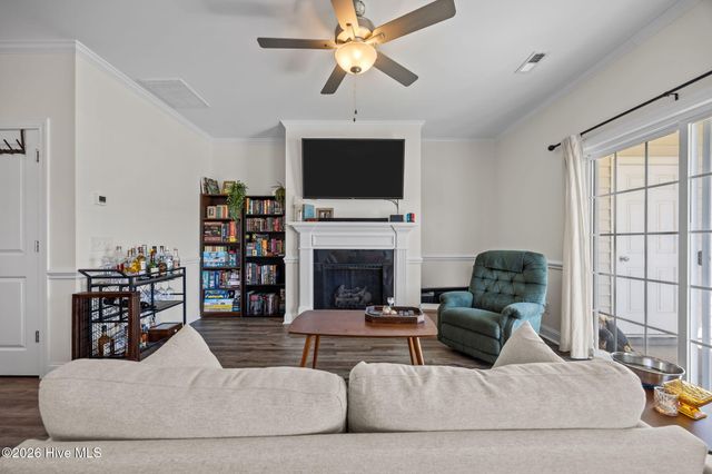 3400 Richter Way B, Greenville, NC 27834