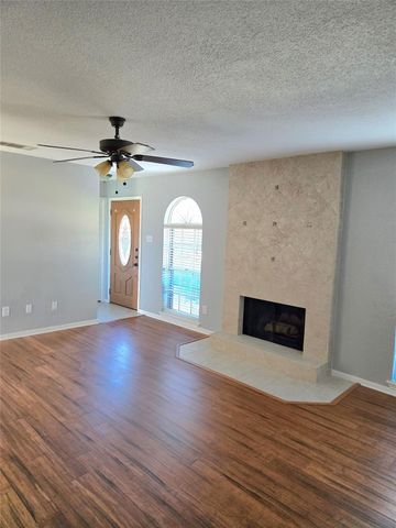 1532 Silverpines Road 532, Houston, TX 77062