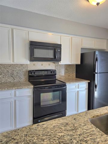 1532 Silverpines Road 532, Houston, TX 77062