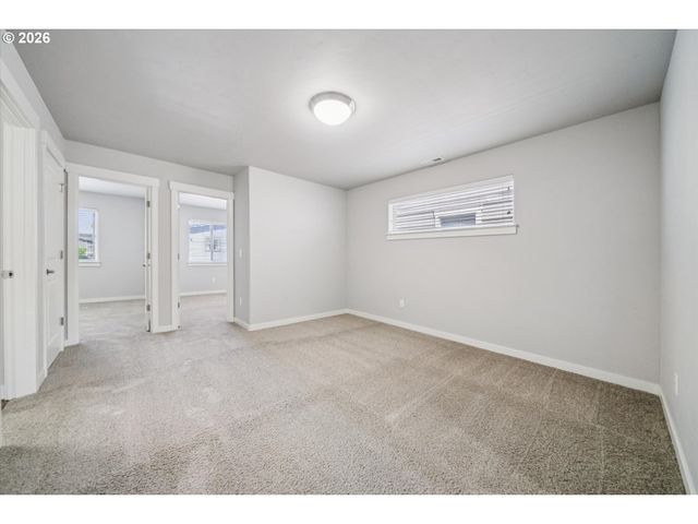 5231 Se DAVIS Rd, Hillsboro, OR 97123