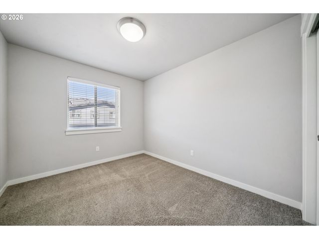 5231 Se DAVIS Rd, Hillsboro, OR 97123
