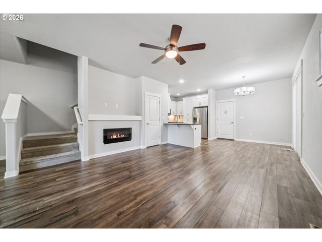 5231 Se DAVIS Rd, Hillsboro, OR 97123