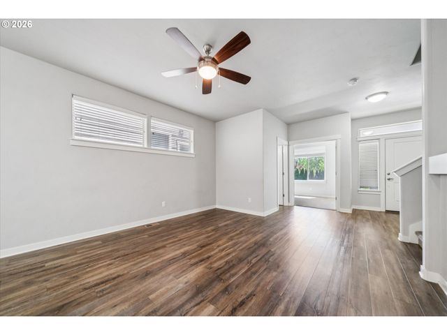 5231 Se DAVIS Rd, Hillsboro, OR 97123