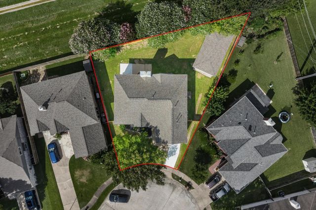 3131 Genessee Creek Lane, Friendswood, TX 77546