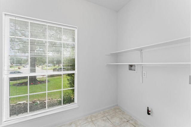 3131 Genessee Creek Lane, Friendswood, TX 77546