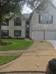 3131 Genessee Creek Lane, Friendswood, TX 77546