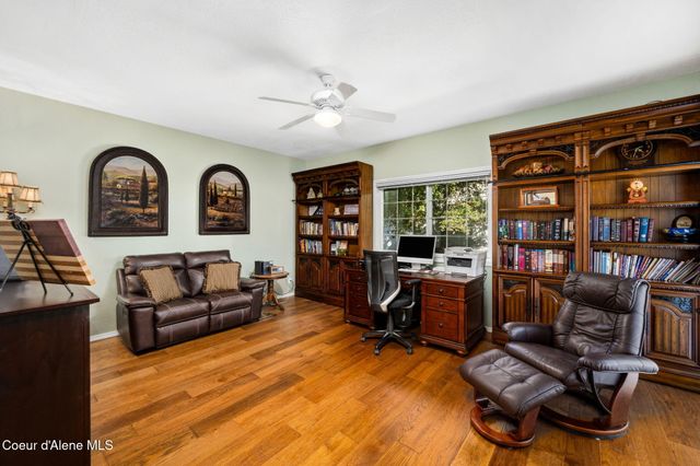 2304 E GRANDVIEW DR, Coeur D'alene, ID 83815