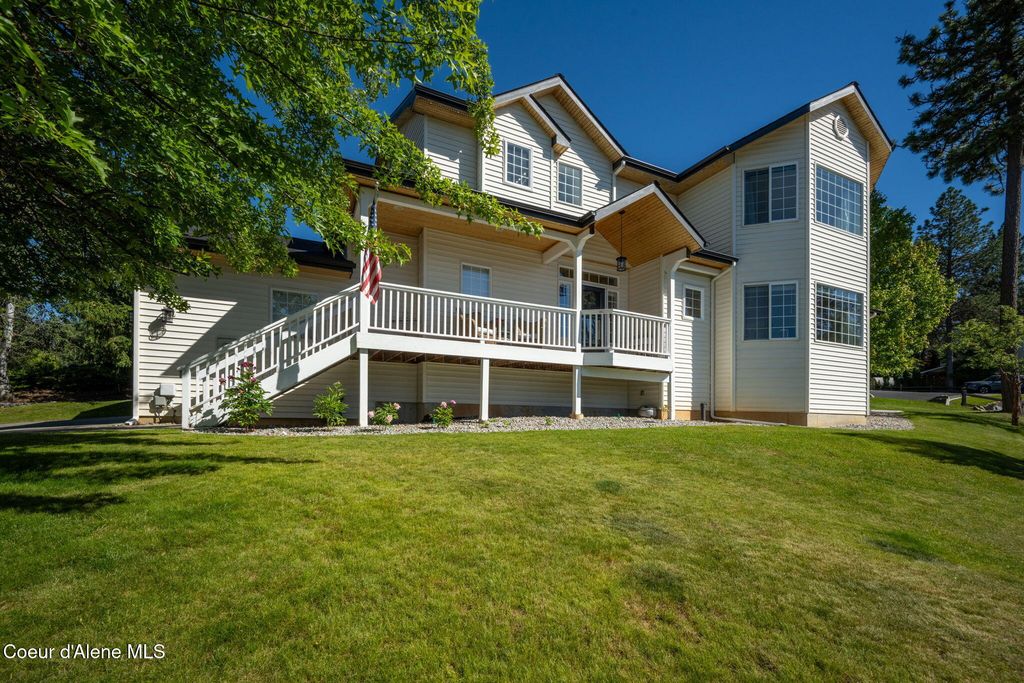 2304 E GRANDVIEW DR, Coeur D'alene, ID 83815