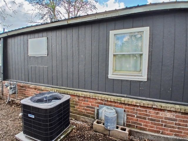 707 S Cherokee Avenue, Tahlequah, OK 74464