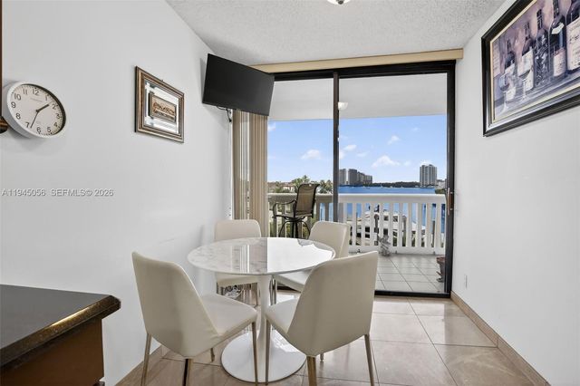 1000 Island Boulevard 312, Aventura, FL 33160