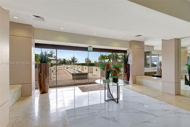 1000 Island Boulevard 312, Aventura, FL 33160