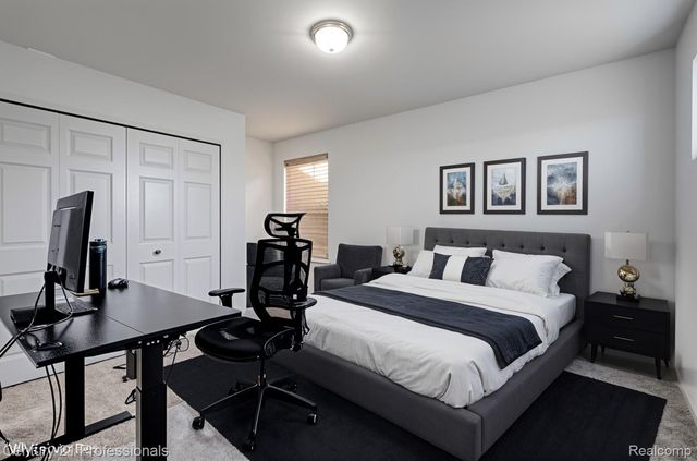 58775 Gidran Drive, South Lyon, MI 48178