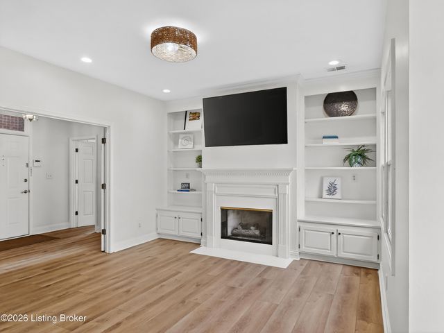 3525 Hurstbourne Ridge Blvd, Louisville, KY 40299