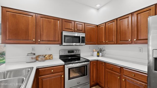 3525 Hurstbourne Ridge Blvd, Louisville, KY 40299