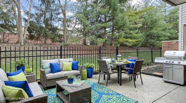 3525 Hurstbourne Ridge Blvd, Louisville, KY 40299