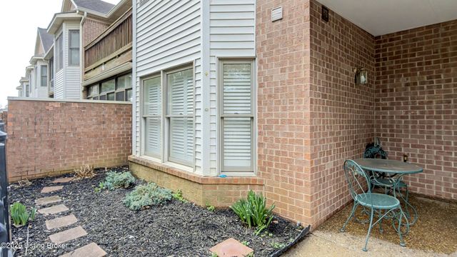 3525 Hurstbourne Ridge Blvd, Louisville, KY 40299