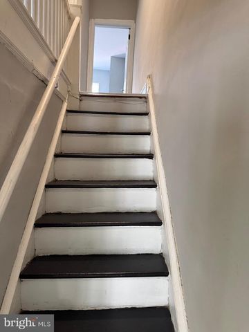 1227 MARLYN RD, Philadelphia, PA 19151