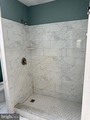 1227 MARLYN RD, Philadelphia, PA 19151