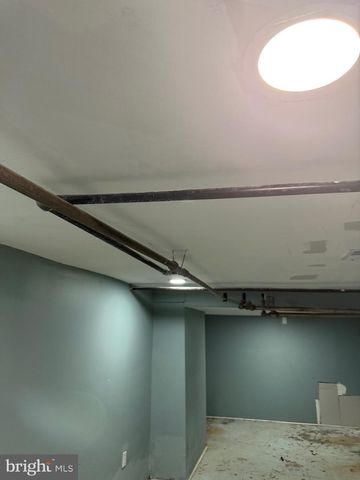 1227 MARLYN RD, Philadelphia, PA 19151