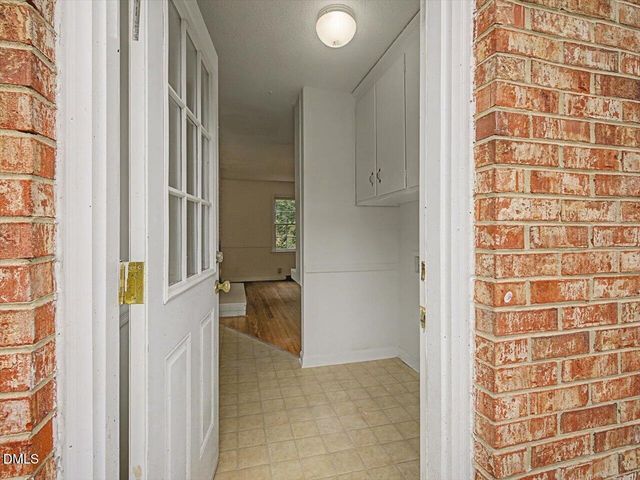 103 Yorktown Drive, Chapel Hill, NC 27516