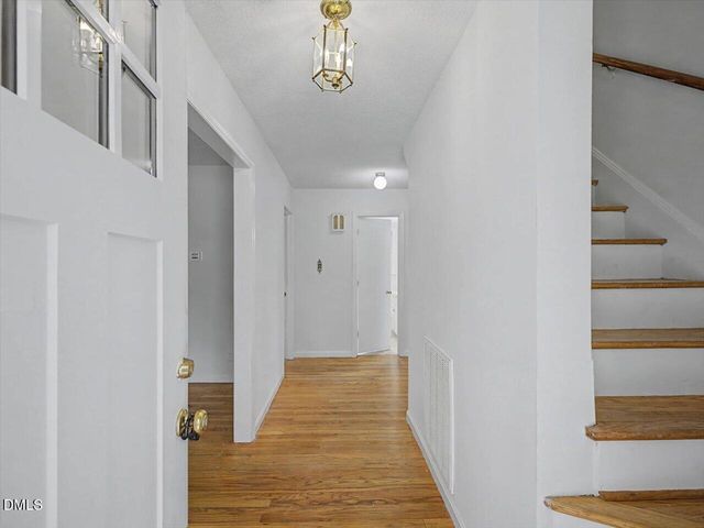 103 Yorktown Drive, Chapel Hill, NC 27516