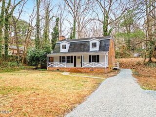 103 Yorktown Drive, Chapel Hill, NC 27516