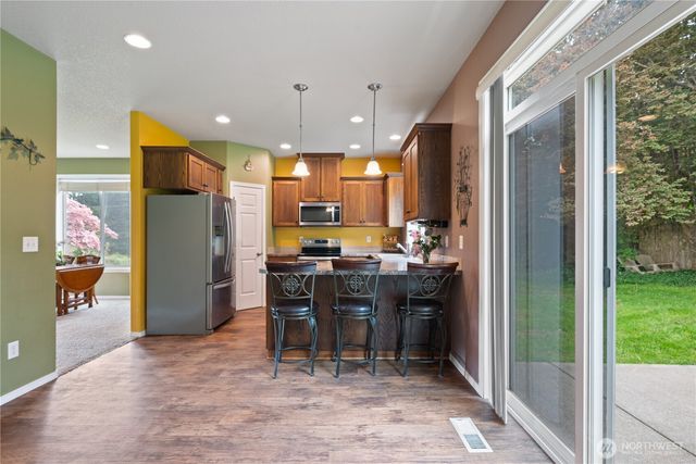 2208 Coal Creek Road, Longview, WA 98632